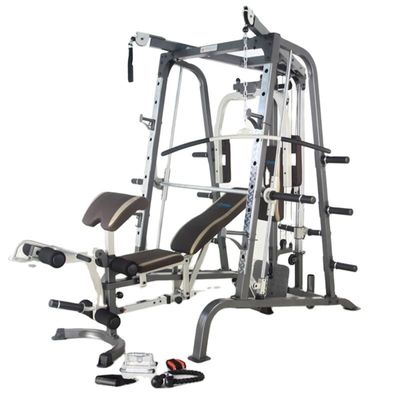 Schwarze Multifunktionsstation für Heimgymnastik-Übungen und Krafttraining